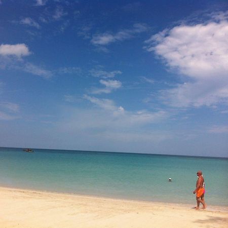 Roots Bamboo Beach Resort 内格里尔 外观 照片